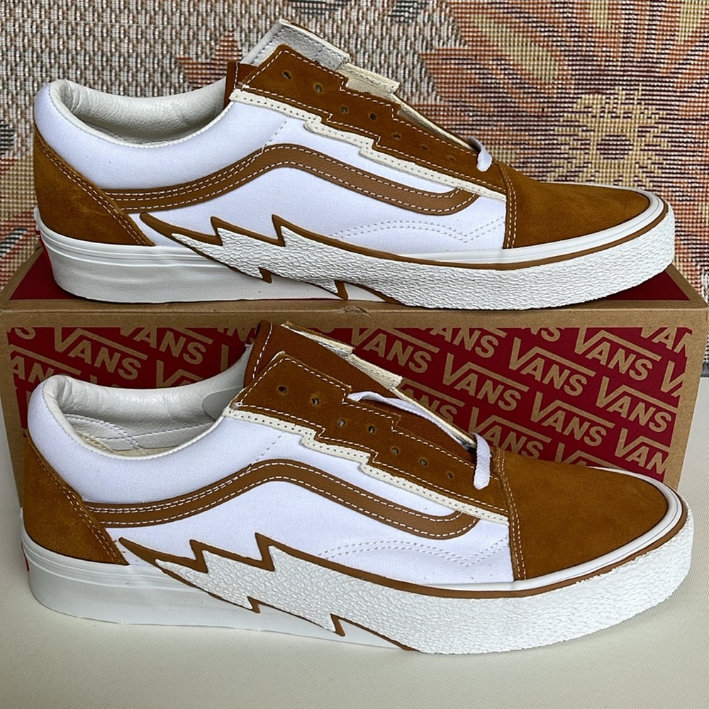 Vans Men’s Old Skool Bolt
Cathay Spice
VN0009Q5KFR sneakers - Picture 11 of 16